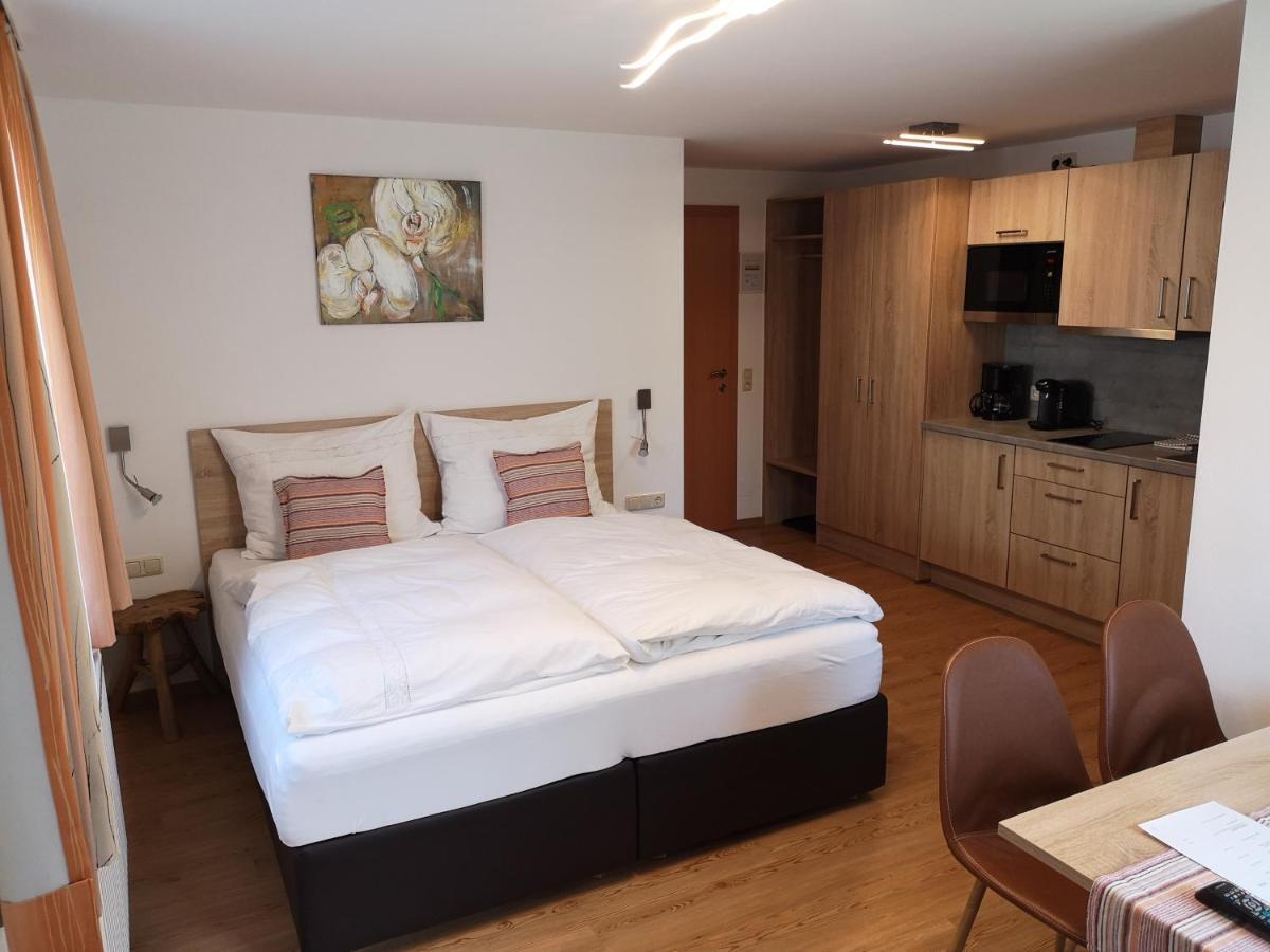 Apartamento Haus Sonnenschein Saalbach-Hinterglemm Exterior foto